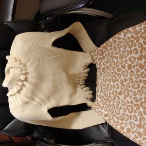 Christian Soriano Girls two piece outfit Printed skirt and turtleneck 7-8